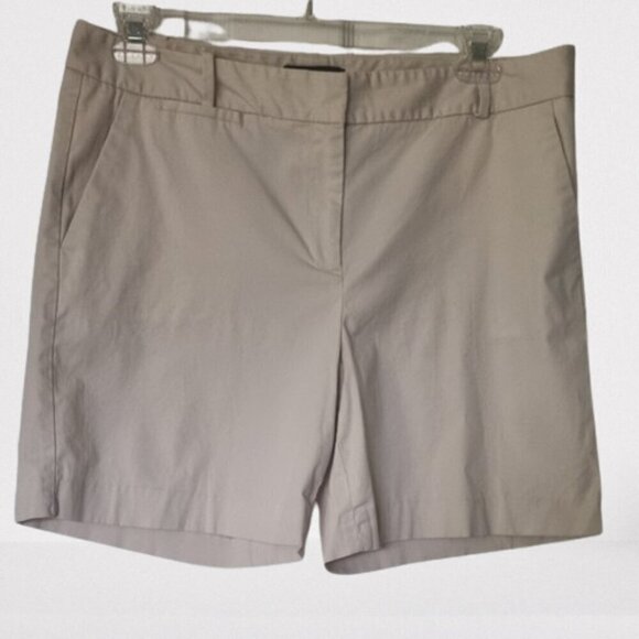 Talbots Womens' Chino Taupe Stretch Cotton Shorts Size 14 - Picture 2 of 4